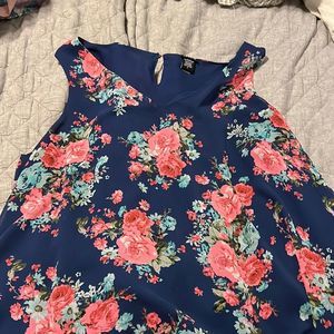 Torrid floral tank top blouse size 3
